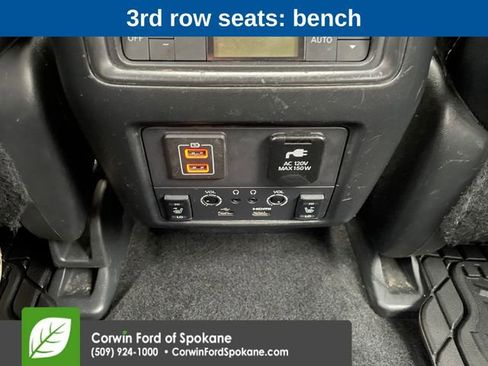 Used 2018 Nissan Pathfinder Platinum image 14