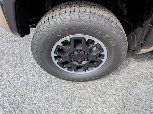 New 2026 Toyota Tacoma TRD Off-Road AWD/4WD image 25
