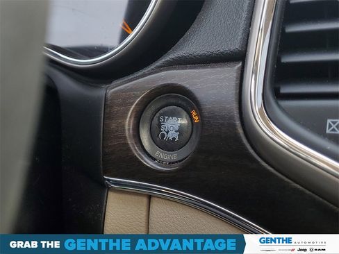 Used 2014 Jeep Grand Cherokee Limited w/ Trailer Tow Group IV image 17