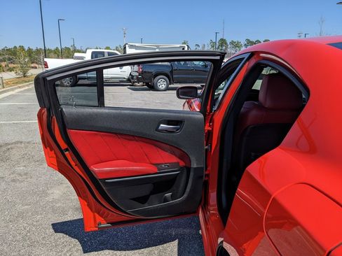 Used 2022 Dodge Charger Scat Pack w/ Navigation & Travel Group image 53