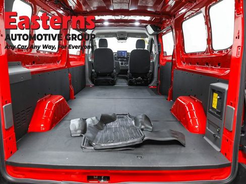 Used 2024 Ford E-Transit Base image 9