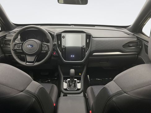 Used 2025 Subaru Forester Premium image 14