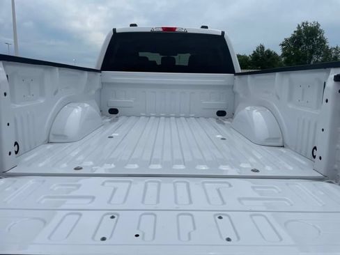 Used 2022 Ford F150 XLT w/ Equipment Group 301A Mid AWD/4WD image 32