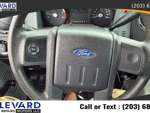 Used 2015 Ford F550 4x4 Regular Cab Super Duty image 22