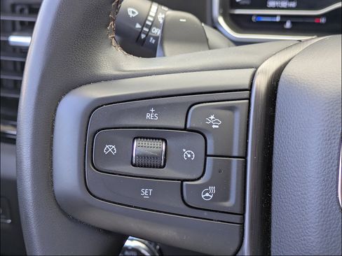 Used 2024 GMC Sierra 1500 AT4 w/ Technology Package AWD/4WD image 28