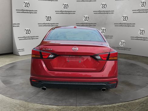 Used 2024 Nissan Altima 2.5 SR FWD image 4