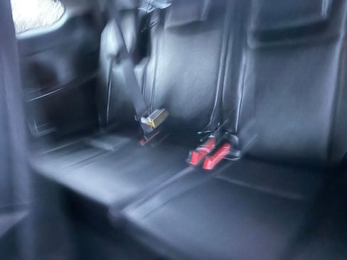 Used 2019 Toyota Highlander XLE image 27