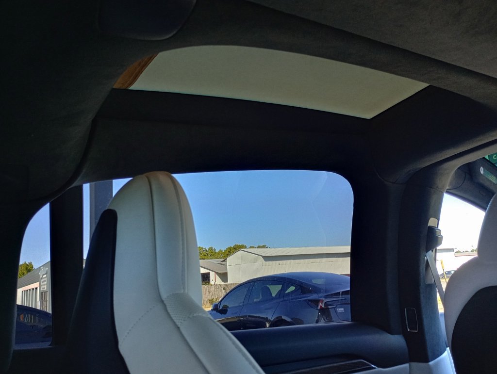 Used 2022 Tesla Model X AWD/4WD image 30
