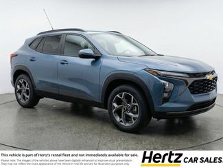 Used 2025 Chevrolet Trax LT w/ LT Convenience Package video 1