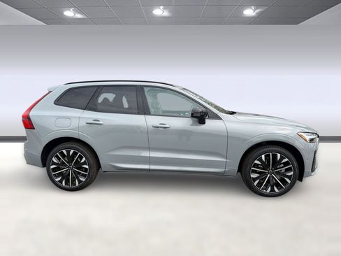 New 2026 Volvo XC60 T8 Ultra w/ Protection Package Premier AWD/4WD image 8