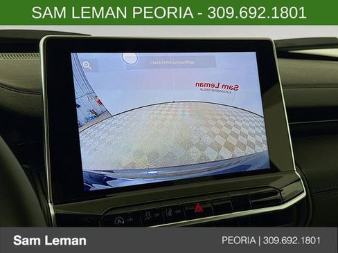 New 2026 Jeep Compass Latitude image 13