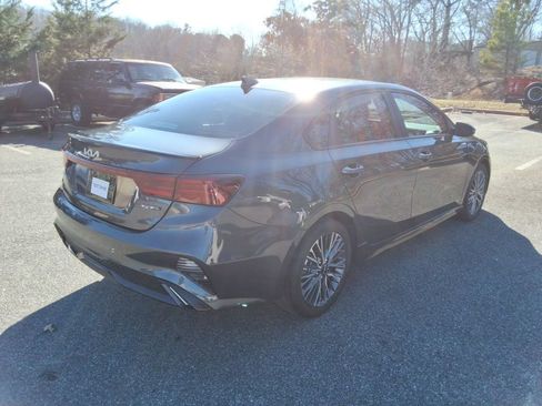 Used 2024 Kia Forte GT-Line image 5
