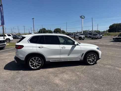 Used 2023 BMW X5 sDrive40i w/ Premium Package image 13