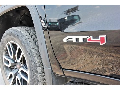 Used 2023 GMC Sierra 1500 AT4 w/ Technology Package AWD/4WD image 37