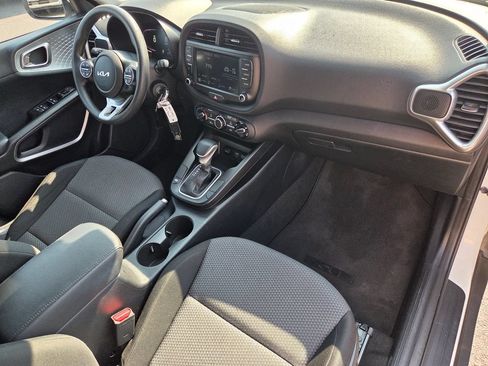 Used 2023 Kia Soul LX w/ Option Group 015 FWD image 26