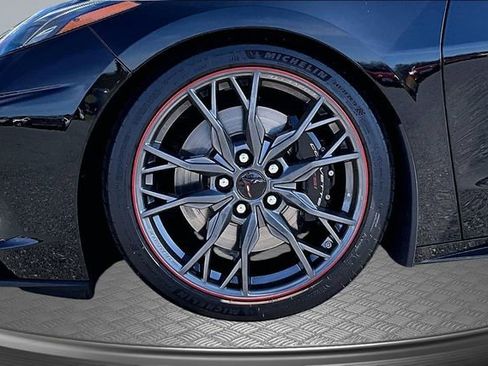 Used 2023 Chevrolet Corvette Stingray Premium Conv w/ Z51 Performance Package image 28