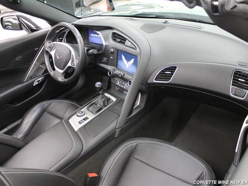 Used 2014 Chevrolet Corvette Stingray Convertible RWD image 30