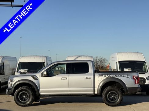 Used 2018 Ford F150 Raptor w/ Equipment Group 802A Luxury image 3