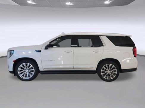 Used 2021 GMC Yukon Denali w/ Denali Ultimate Package RWD image 2