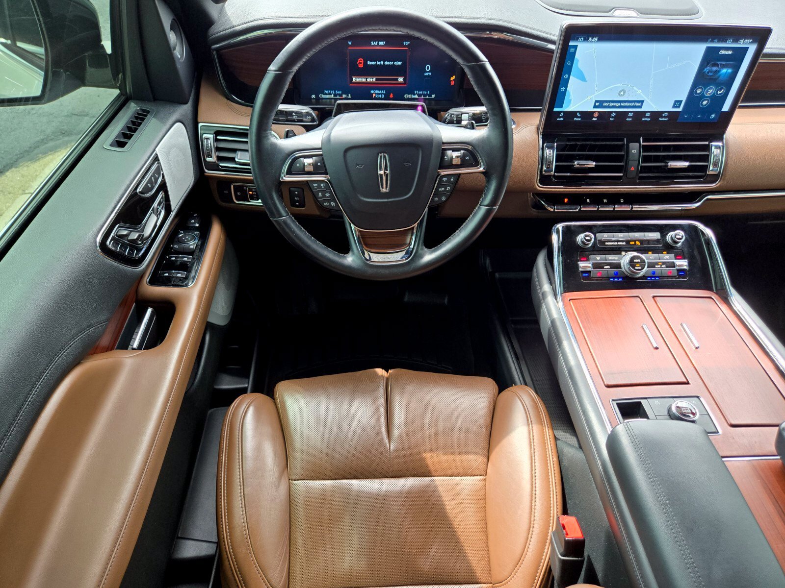 Used 2023 Lincoln Navigator Reserve AWD/4WD image 17