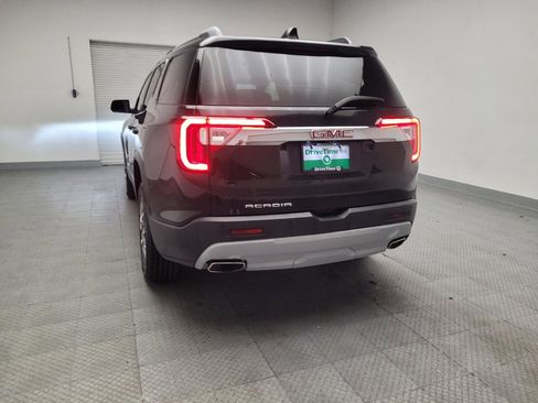 Used 2020 GMC Acadia SLT image 6
