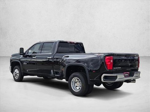 New 2026 Chevrolet Silverado 3500 LTZ w/ LTZ Texas Edition AWD/4WD image 9