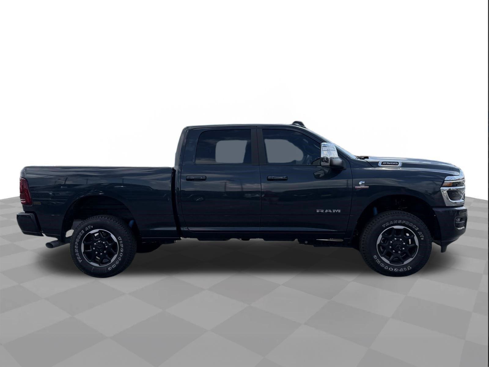 Used 2025 RAM 2500 Laramie AWD/4WD image 6