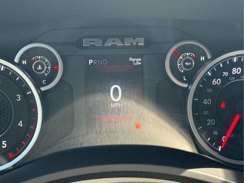 Used 2025 RAM 3500 Big Horn AWD/4WD image 20