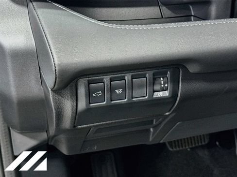 New 2026 Subaru Ascent Limited AWD/4WD image 9