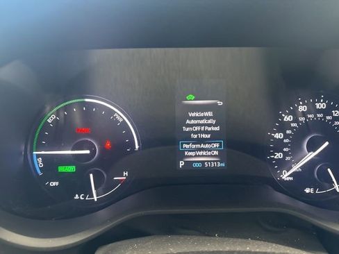 Certified 2023 Toyota Sienna LE image 12