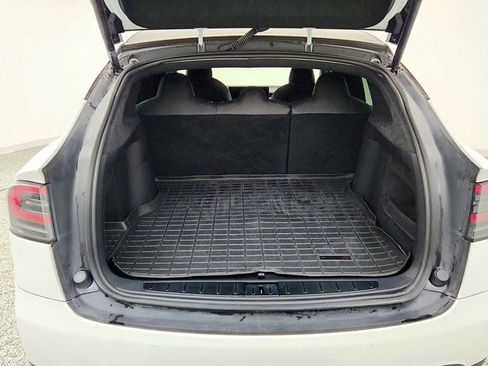 Used 2022 Tesla Model X AWD/4WD image 25