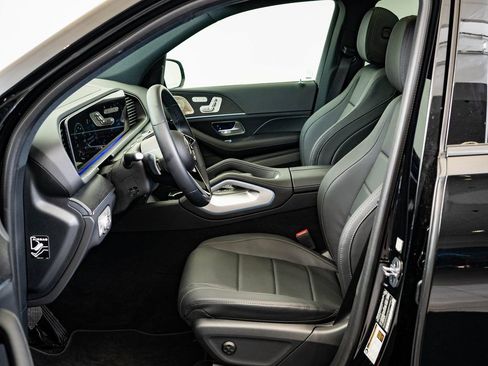 Certified 2025 Mercedes-Benz GLE 450 4MATIC image 21
