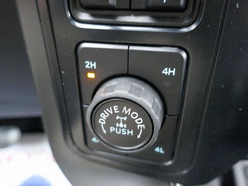 New 2026 Ford F150 Lariat w/ Equipment Group 501A Mid image 25