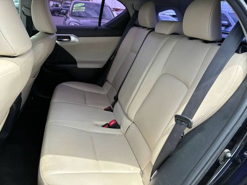 Used 2012 Lexus CT 200h FWD image 19