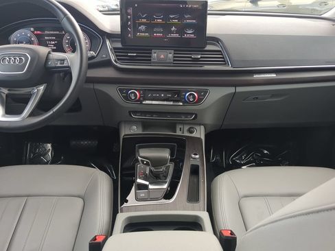 Used 2023 Audi Q5 2.0T Premium Plus w/ Premium Plus Package AWD/4WD image 15
