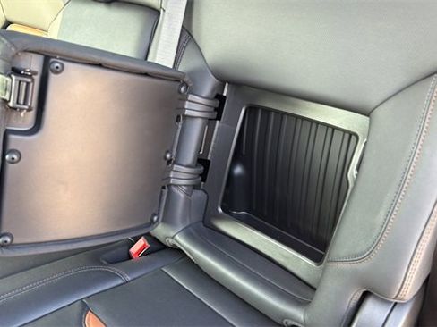 Used 2024 GMC Sierra 2500 AT4 w/ AT4 Premium Plus Package image 32