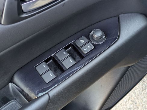 Used 2020 MAZDA CX-5 Touring image 11