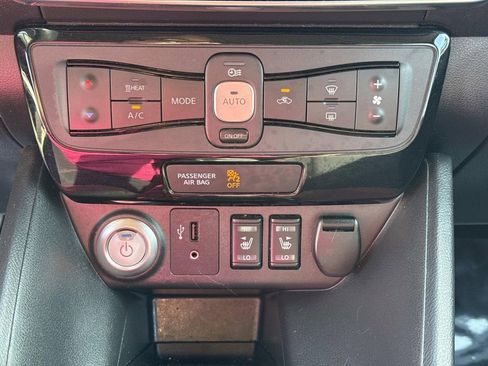 Used 2018 Nissan Leaf SV w/ SV All Weather Package image 24