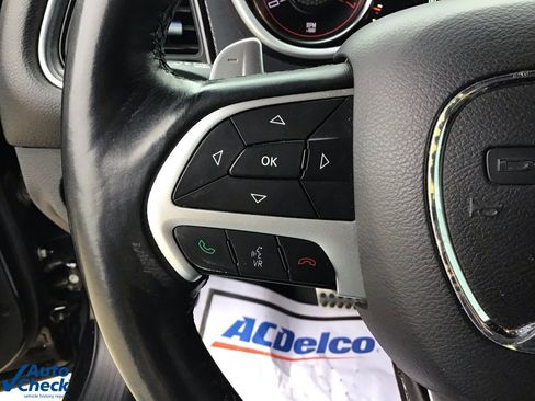 Used 2017 Dodge Challenger GT w/ Driver Convenience Group image 27