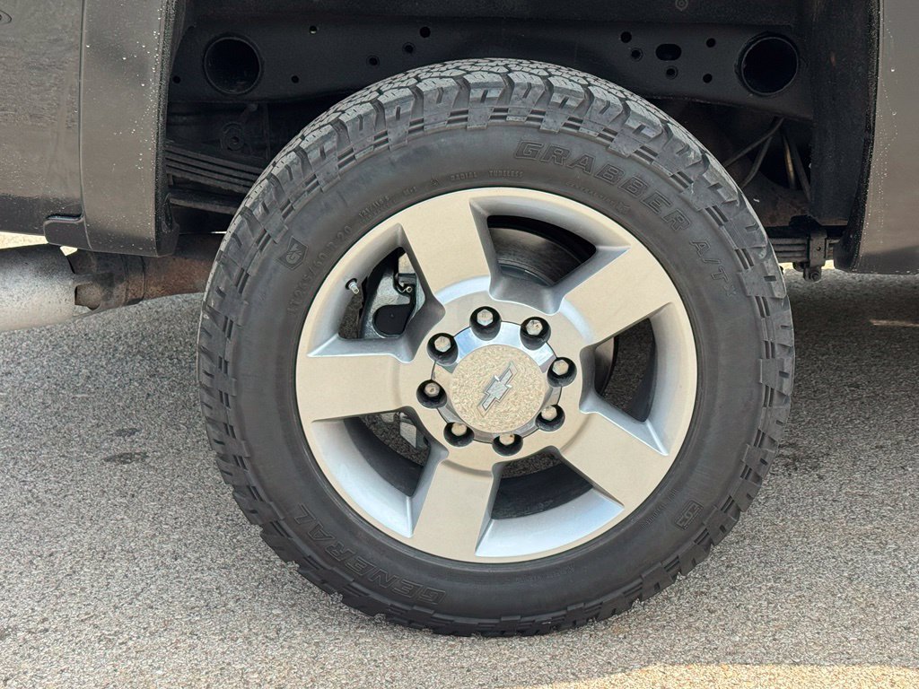 Used 2016 Chevrolet Silverado 2500 LTZ w/ Duramax Plus Package AWD/4WD image 8