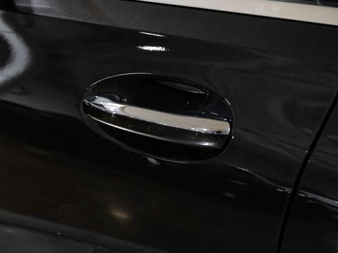 Used 2023 Mercedes-Benz C 300 4MATIC Sedan image 39