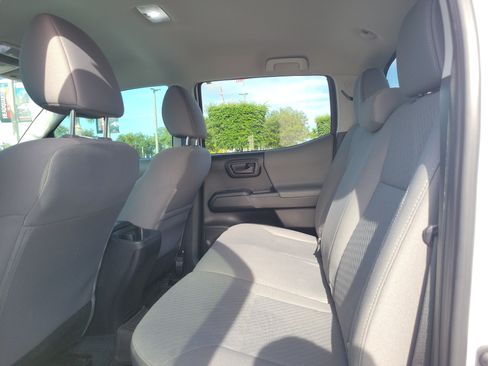 Used 2023 Toyota Tacoma SR AWD/4WD image 18