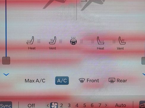 New 2026 RAM 3500 Laramie AWD/4WD image 24