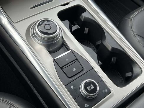 Certified 2023 Ford Explorer XLT w/ Equipment Group 202A image 24