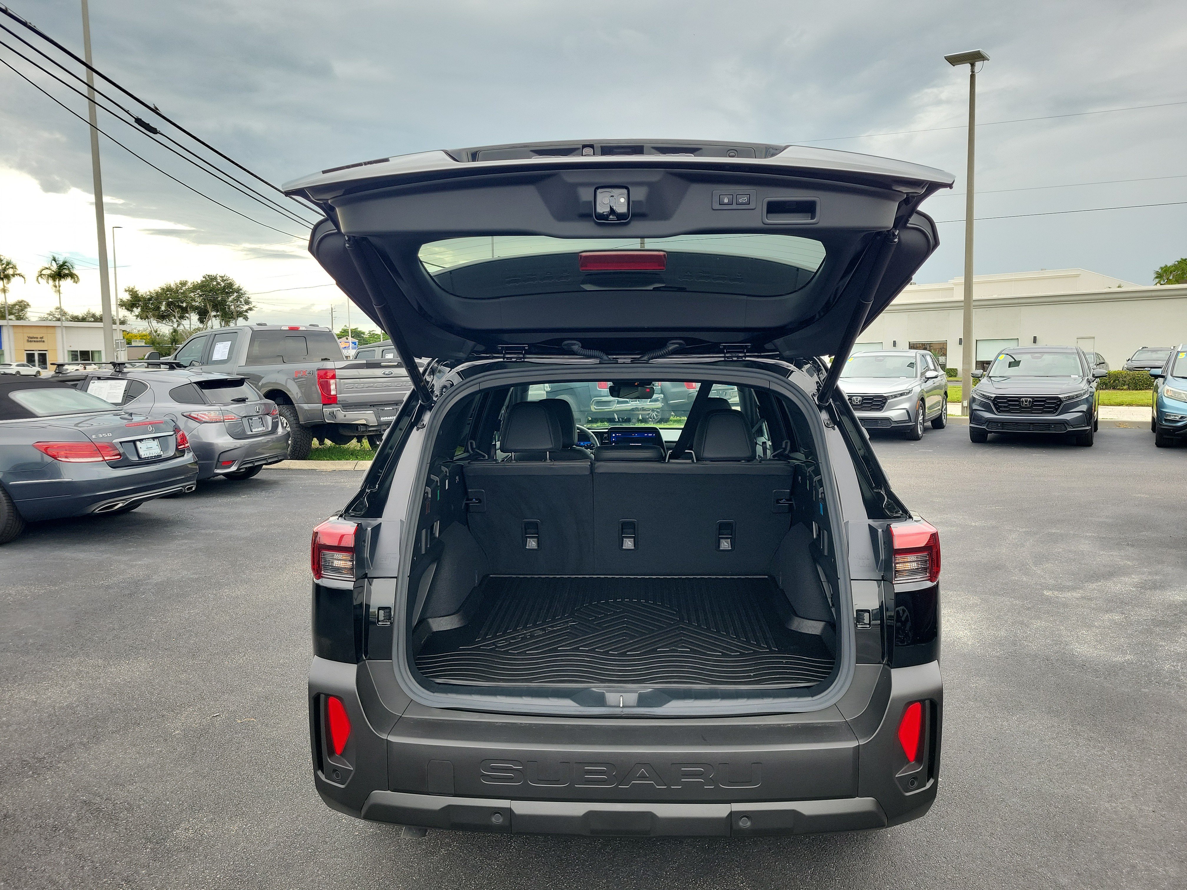 Certified 2026 Subaru Outback Premium AWD/4WD image 10