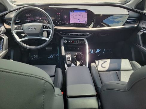 Used 2025 Audi Q5 Premium Plus w/ Premium Plus AWD/4WD image 23