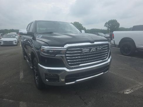 Used 2025 RAM 1500 Laramie AWD/4WD image 2