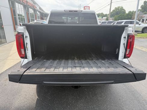 Used 2019 GMC Sierra 1500 AT4 w/ Technology Package AWD/4WD image 22