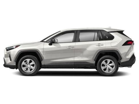 Used 2023 Toyota RAV4 LE AWD/4WD image 3