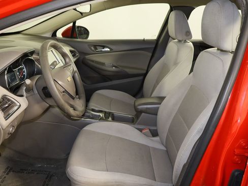 Used 2016 Chevrolet Cruze LT w/ Convenience Package image 16